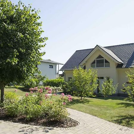 Ferienwohnung Am Waldesrand Sellin  Buitenkant foto
