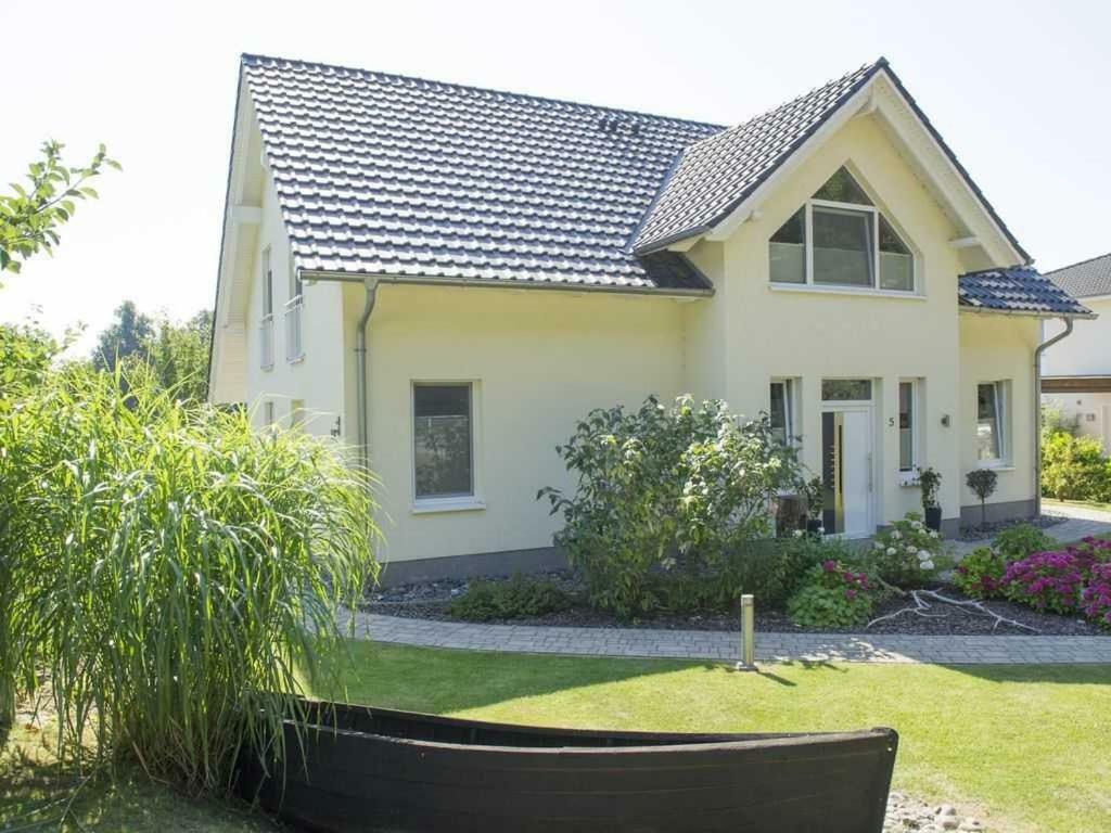 Ferienwohnung Am Waldesrand Sellin  Buitenkant foto